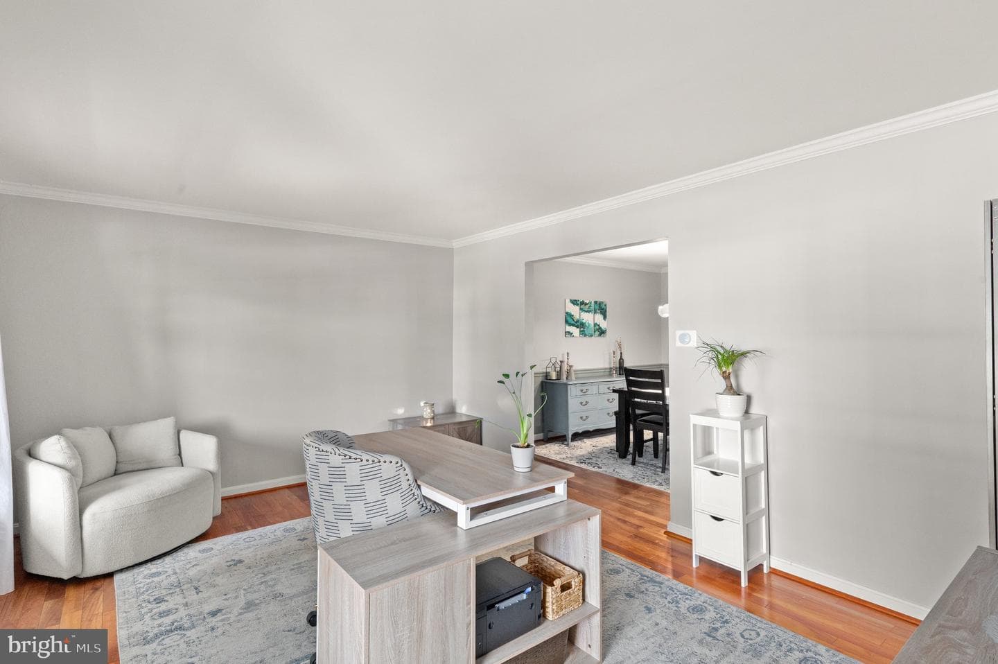 1401 Emily Court E photo 4