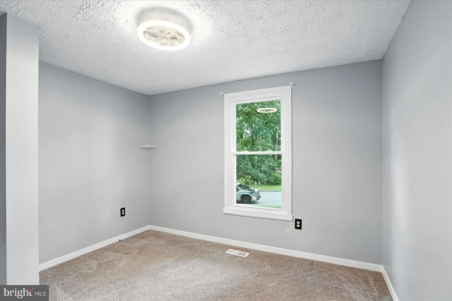 35 Hillman Court photo 43