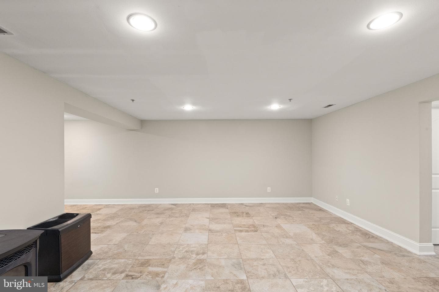 638 Berwick Court photo 31