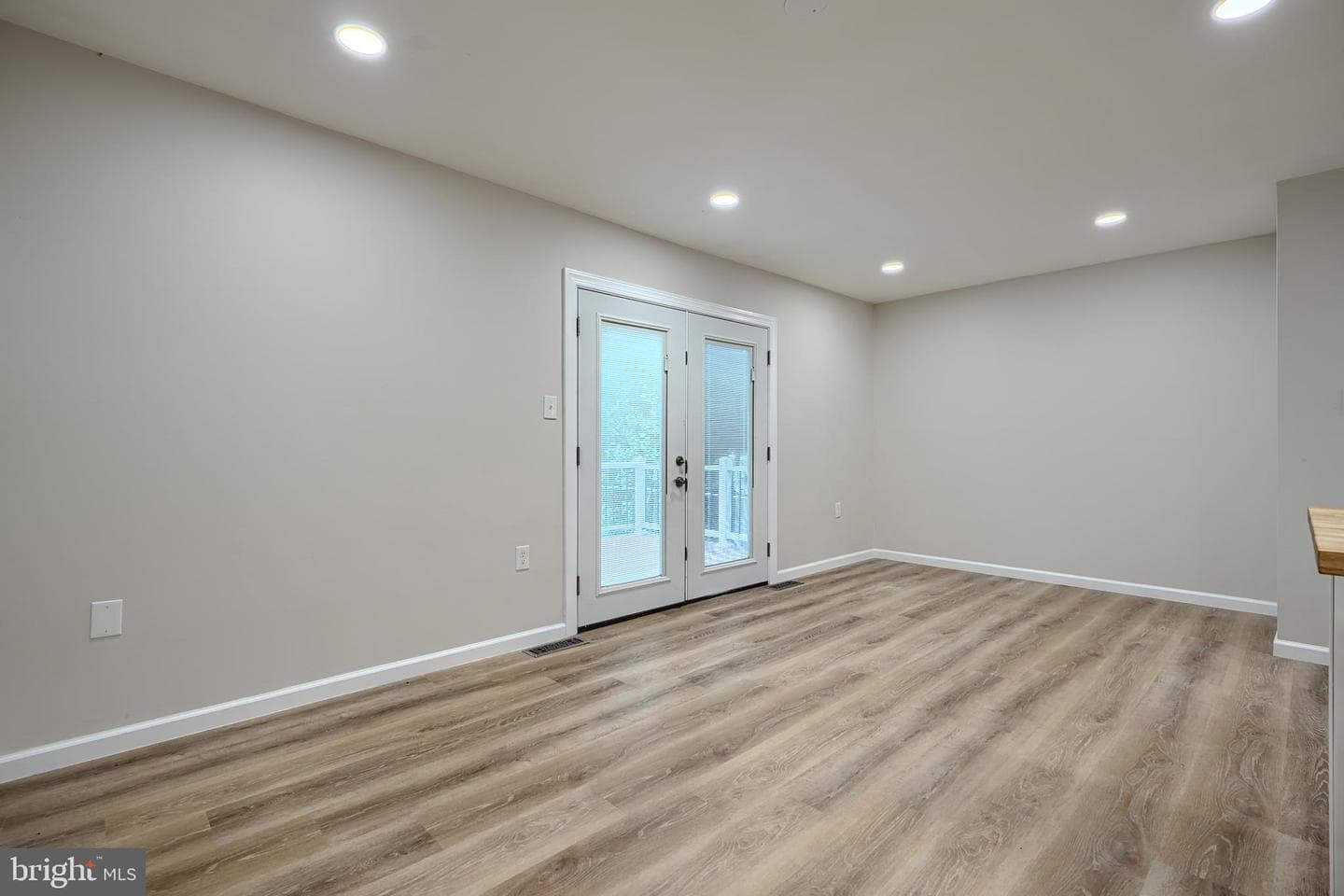 177 Farm Road photo 10