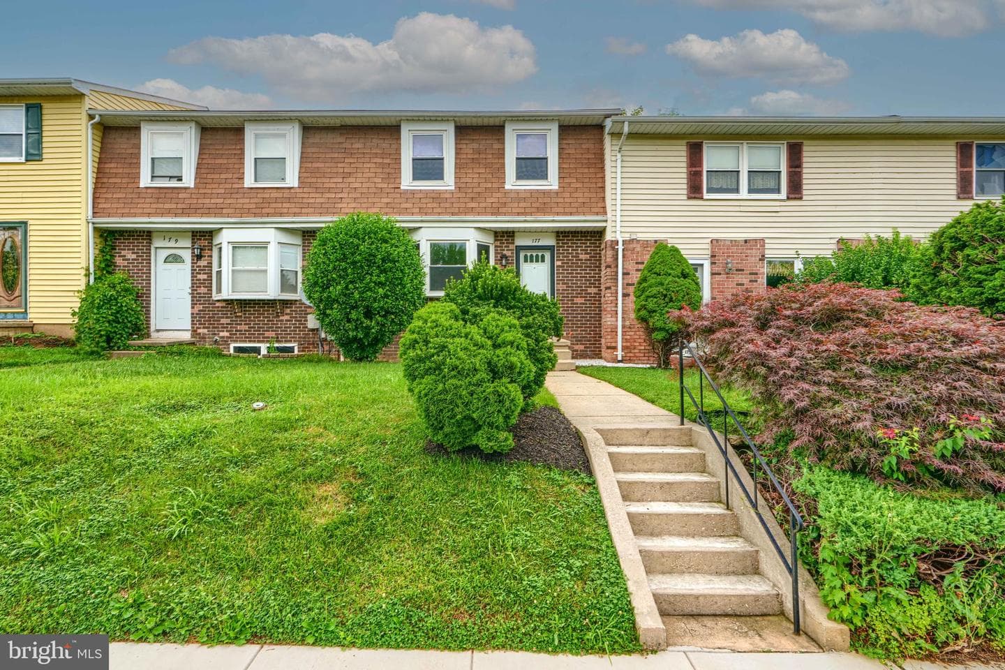 177 Farm Road photo 2
