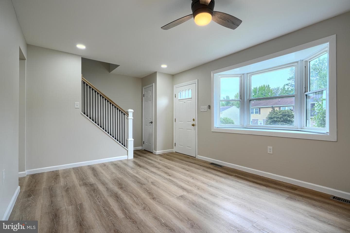 177 Farm Road photo 4