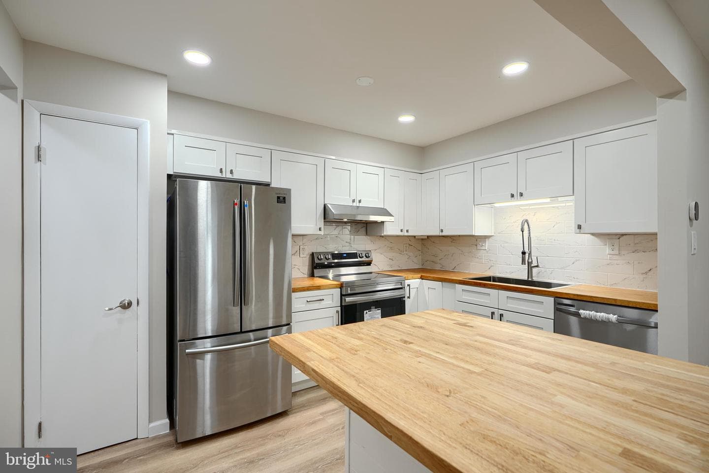 177 Farm Road photo 8
