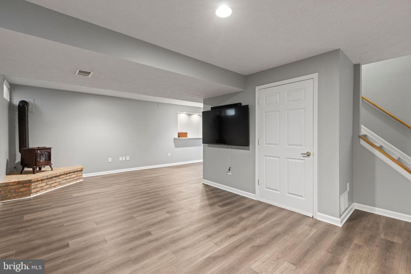 501 Chesley Court photo 41