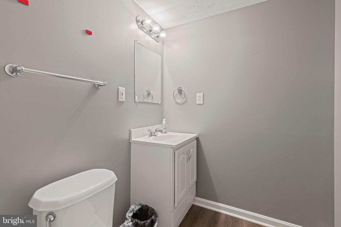 501 Chesley Court photo 46