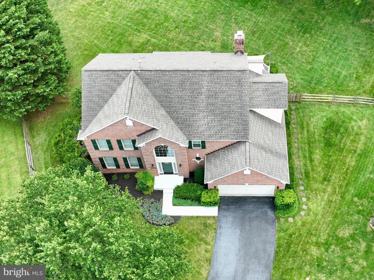 501 Chesley Court photo 54