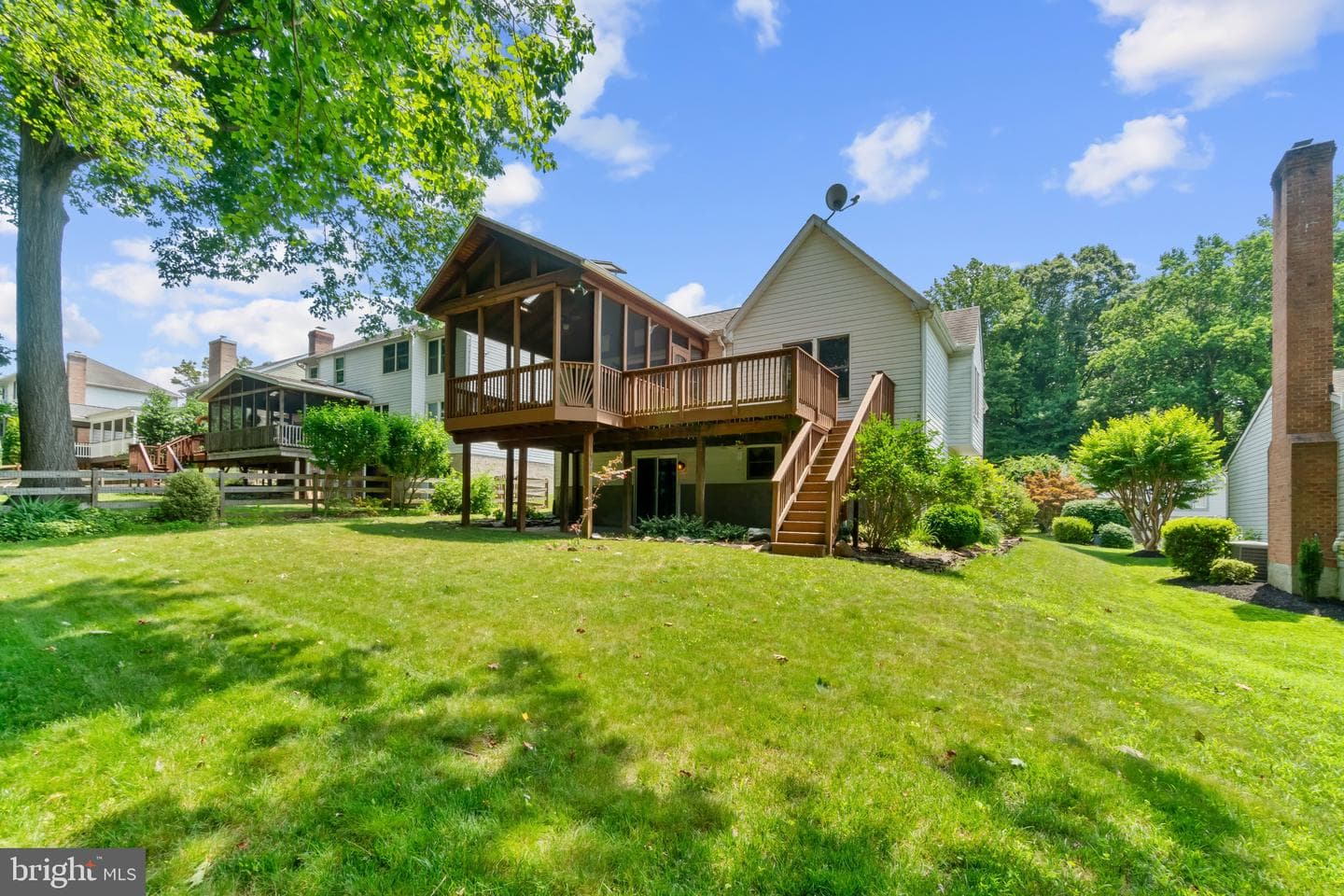 422 Dellcrest Drive photo 30