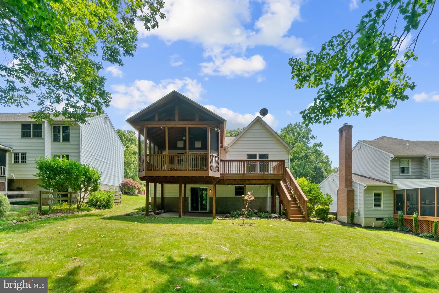 422 Dellcrest Drive photo 31
