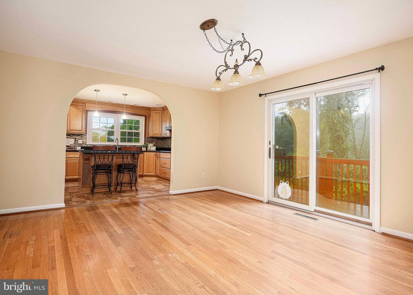1206 E Macphail Road photo 14
