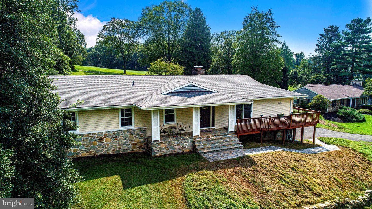 1206 E Macphail Road photo 36