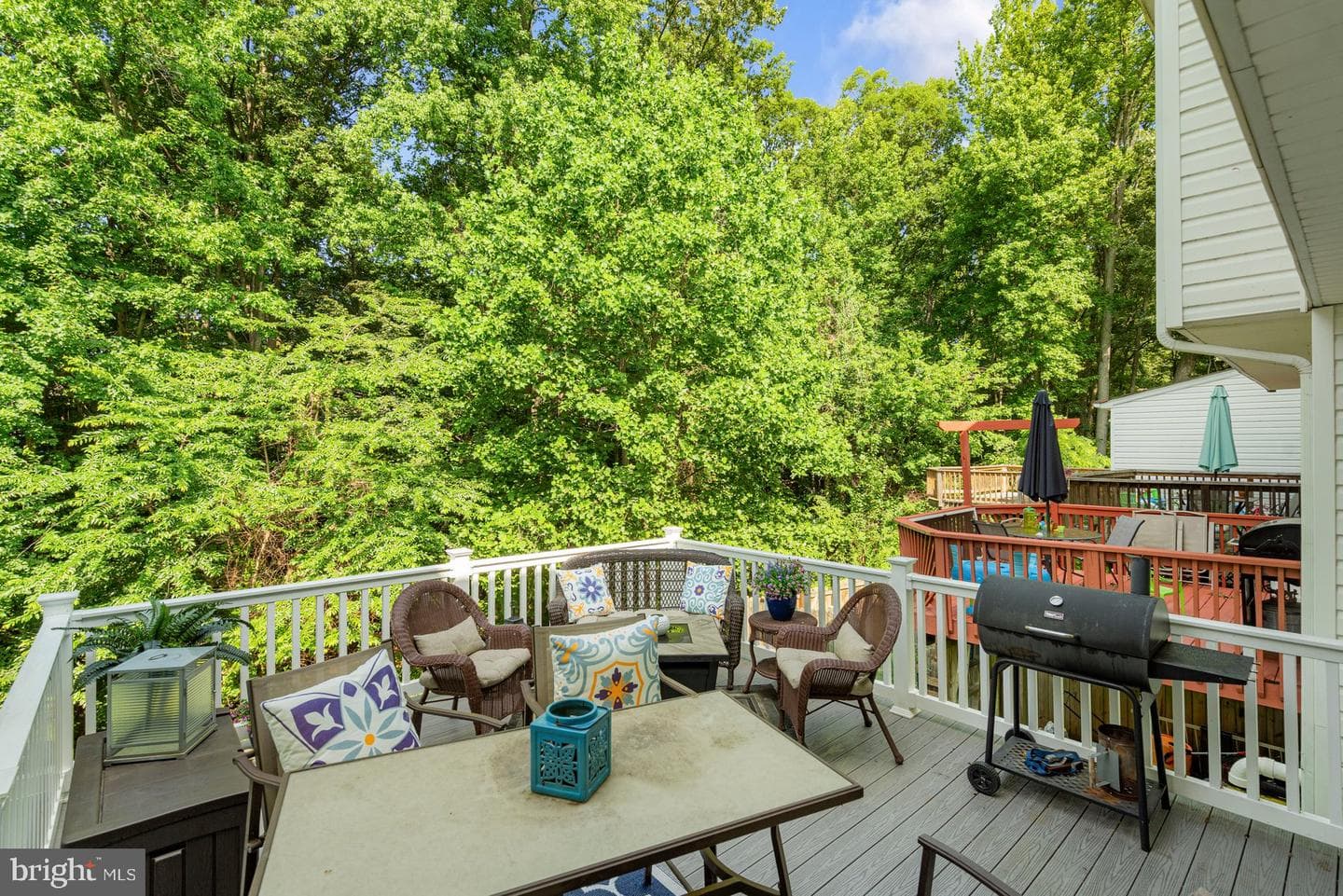 526 Harbour Court photo 33