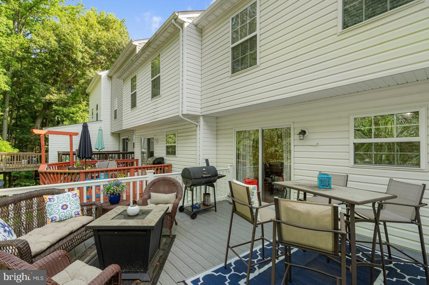 526 Harbour Court photo 35