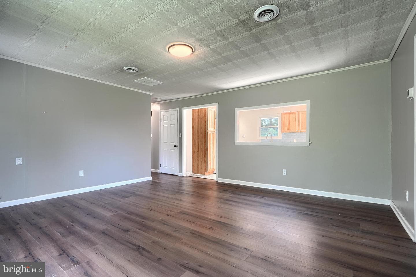 1701 Scott Road photo 13