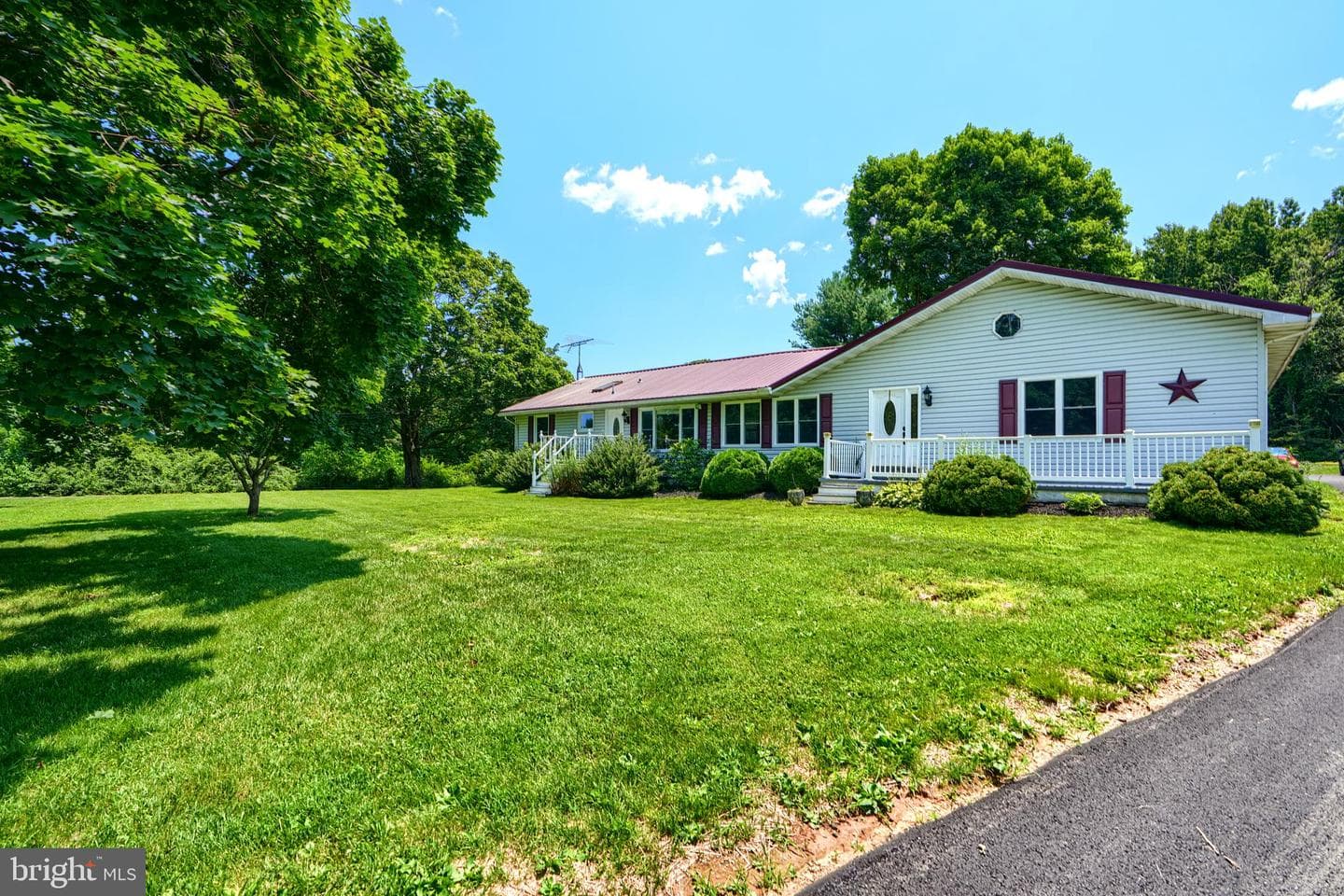 1701 Scott Road photo 2