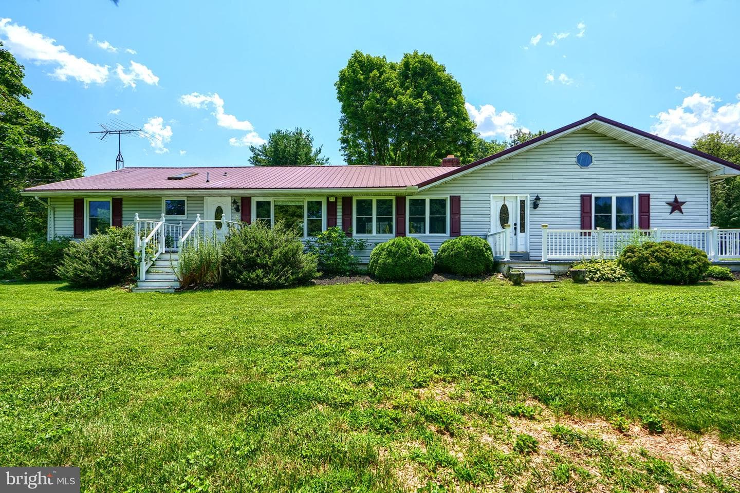 1701 Scott Road photo 3