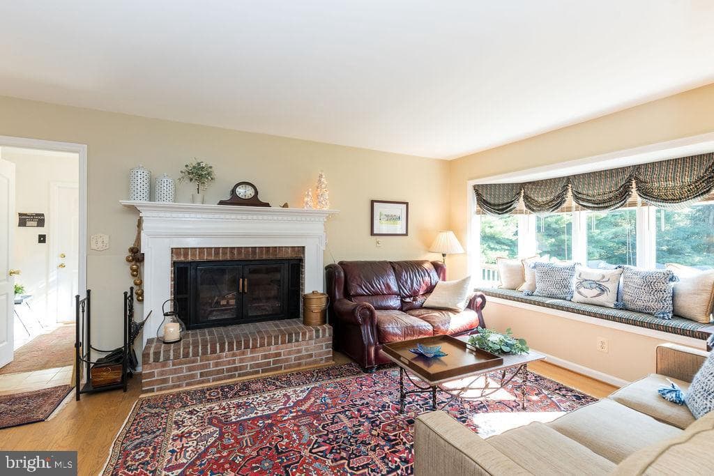 5121 Meadowview Drive photo 23