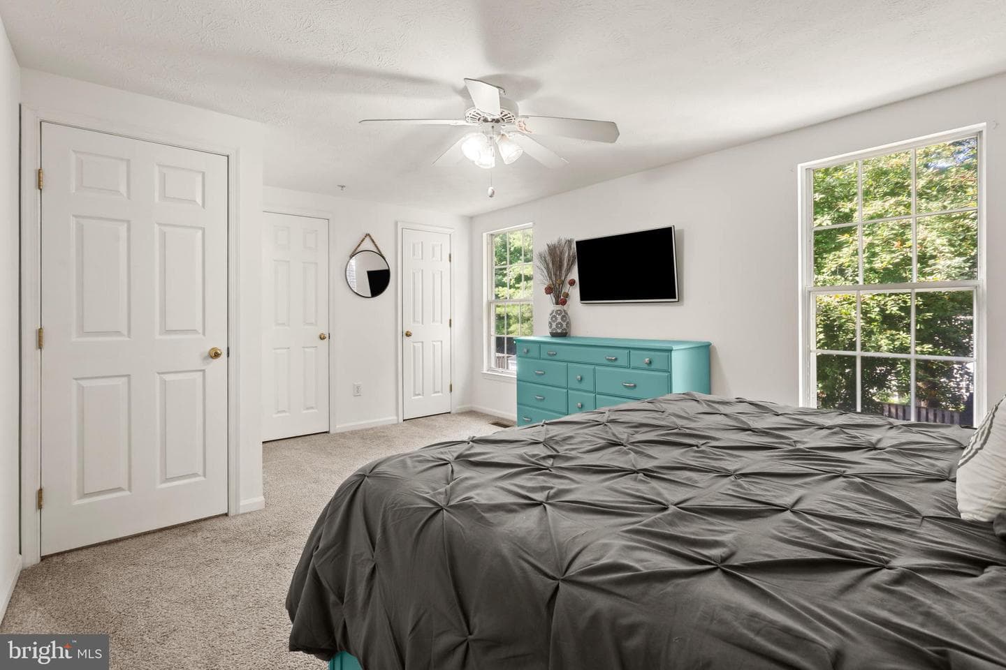903 Gainsborough Court photo 13