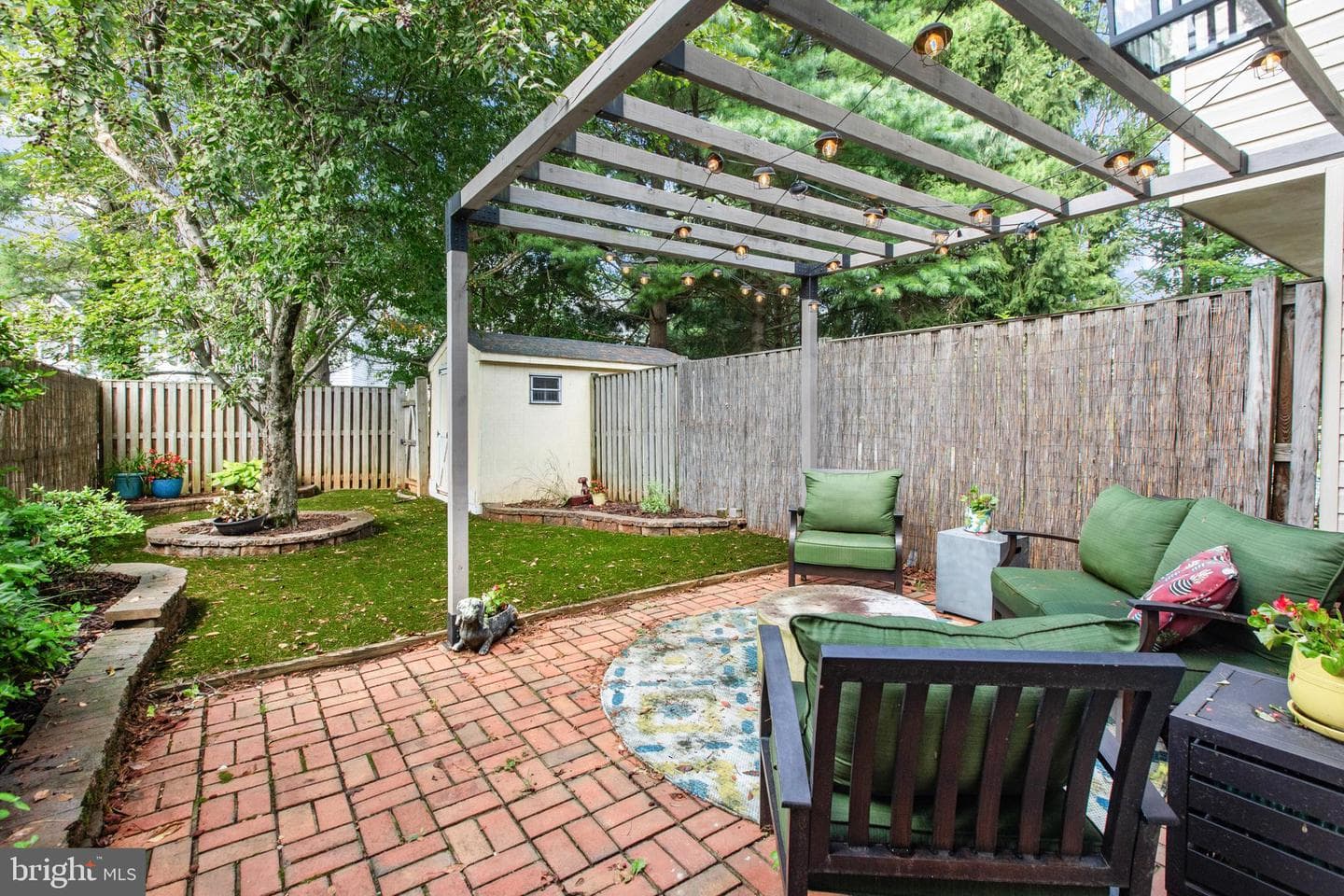 903 Gainsborough Court photo 20