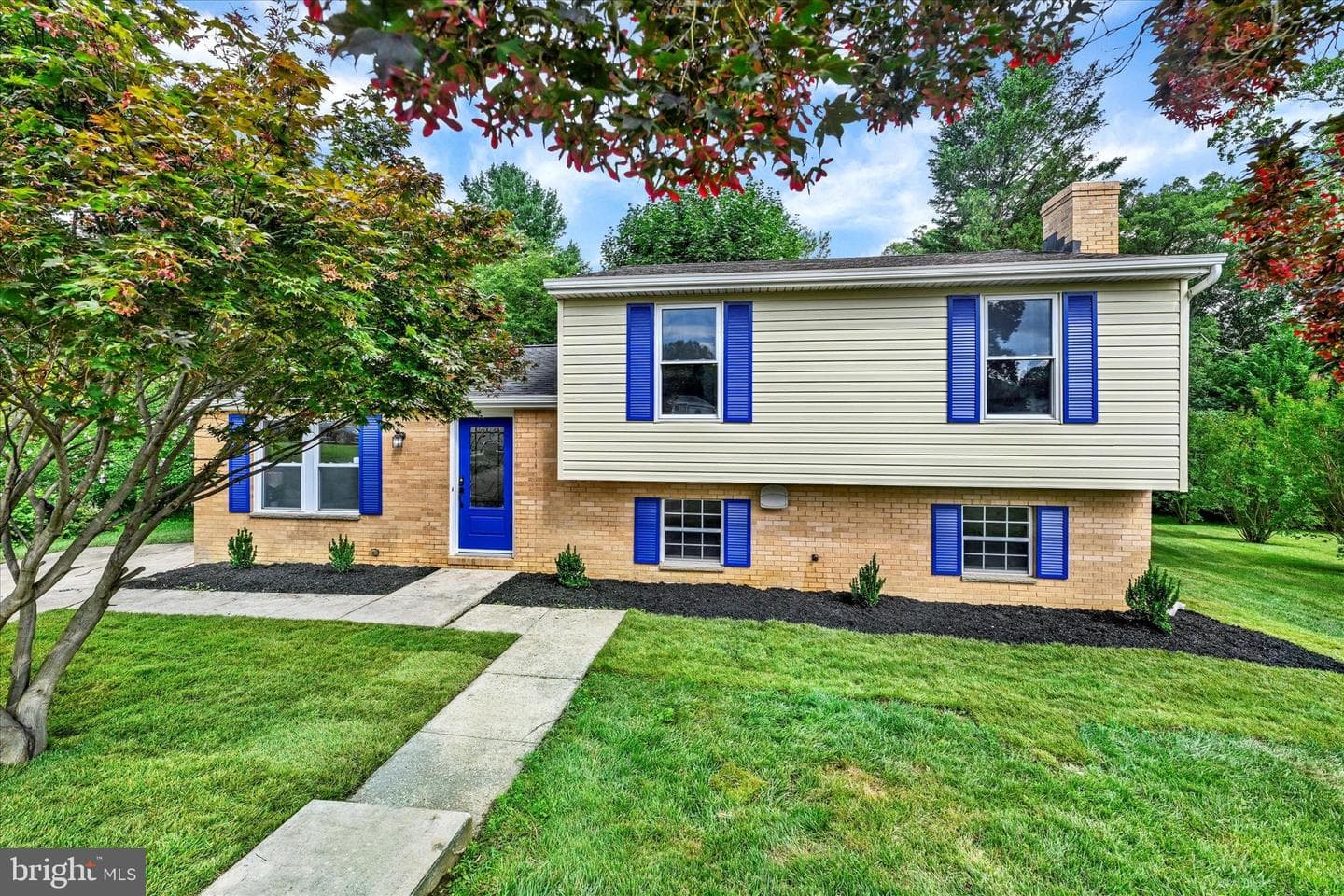 2956 Sunderland Court photo 1