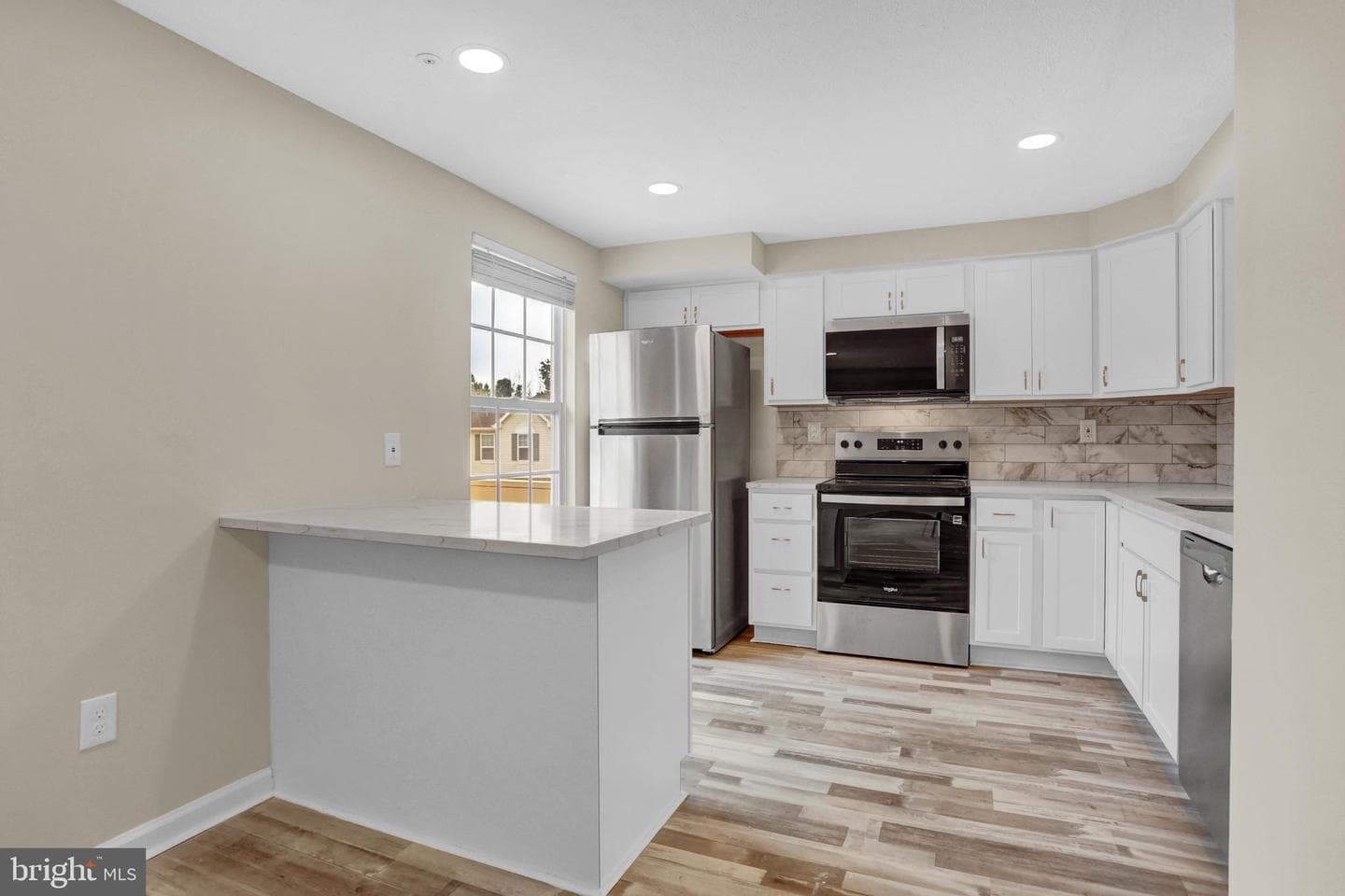 922 Jessicas Lane #27 photo 5