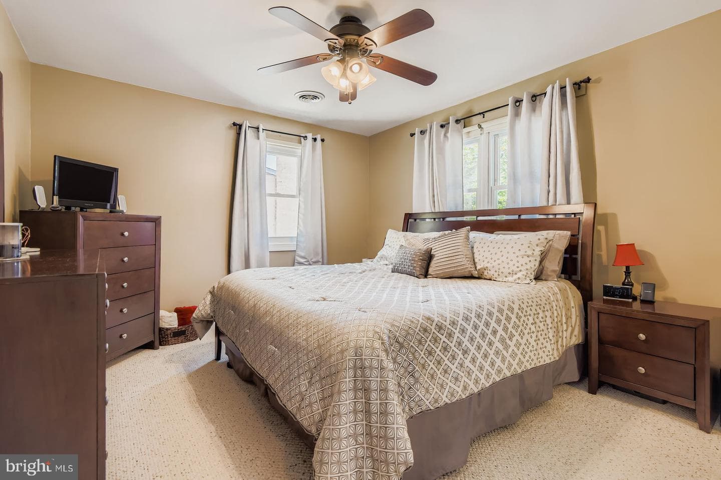 208 Marshall Drive photo 14