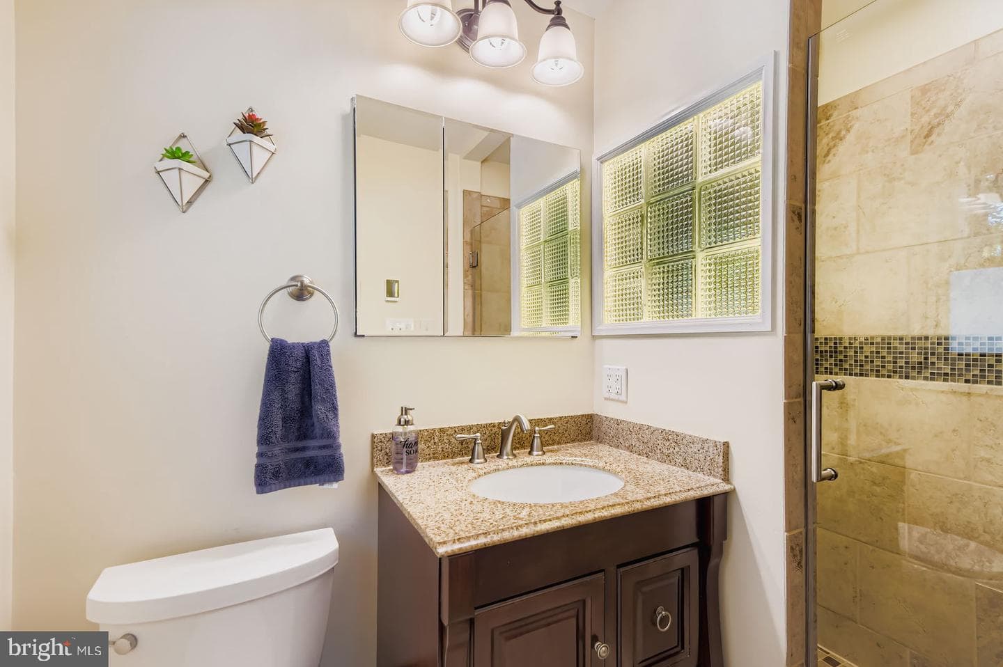 208 Marshall Drive photo 16