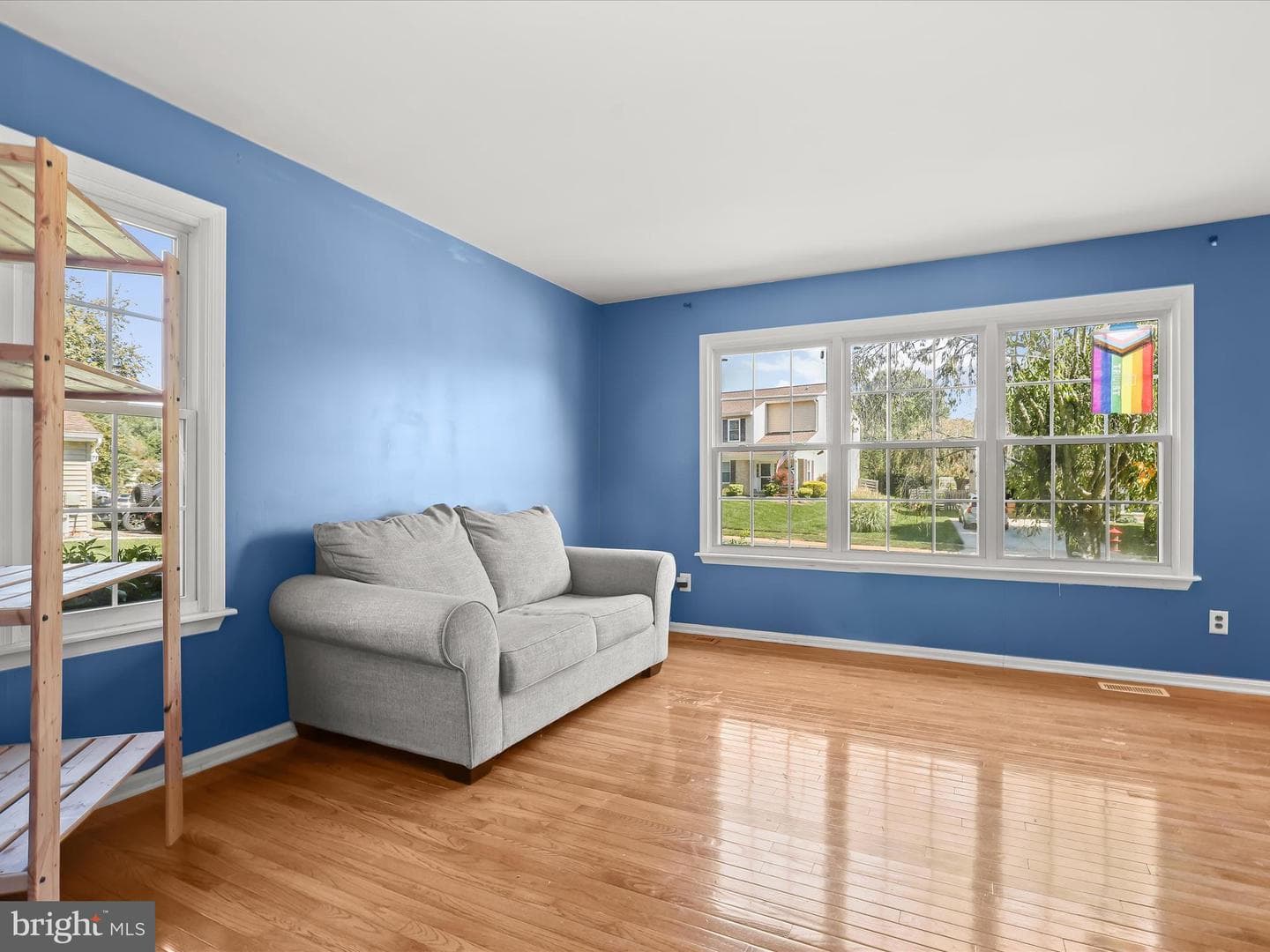 453 Crisfield Drive photo 20
