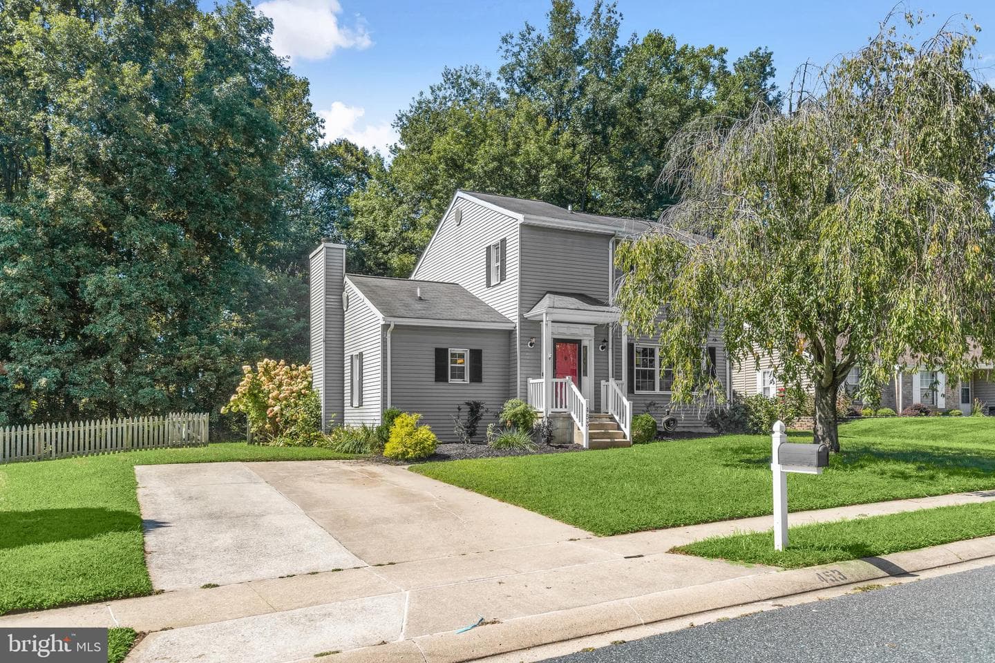 453 Crisfield Drive photo 45