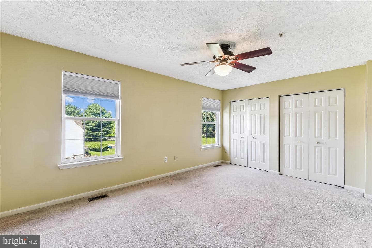 582 Doefield Court photo 24