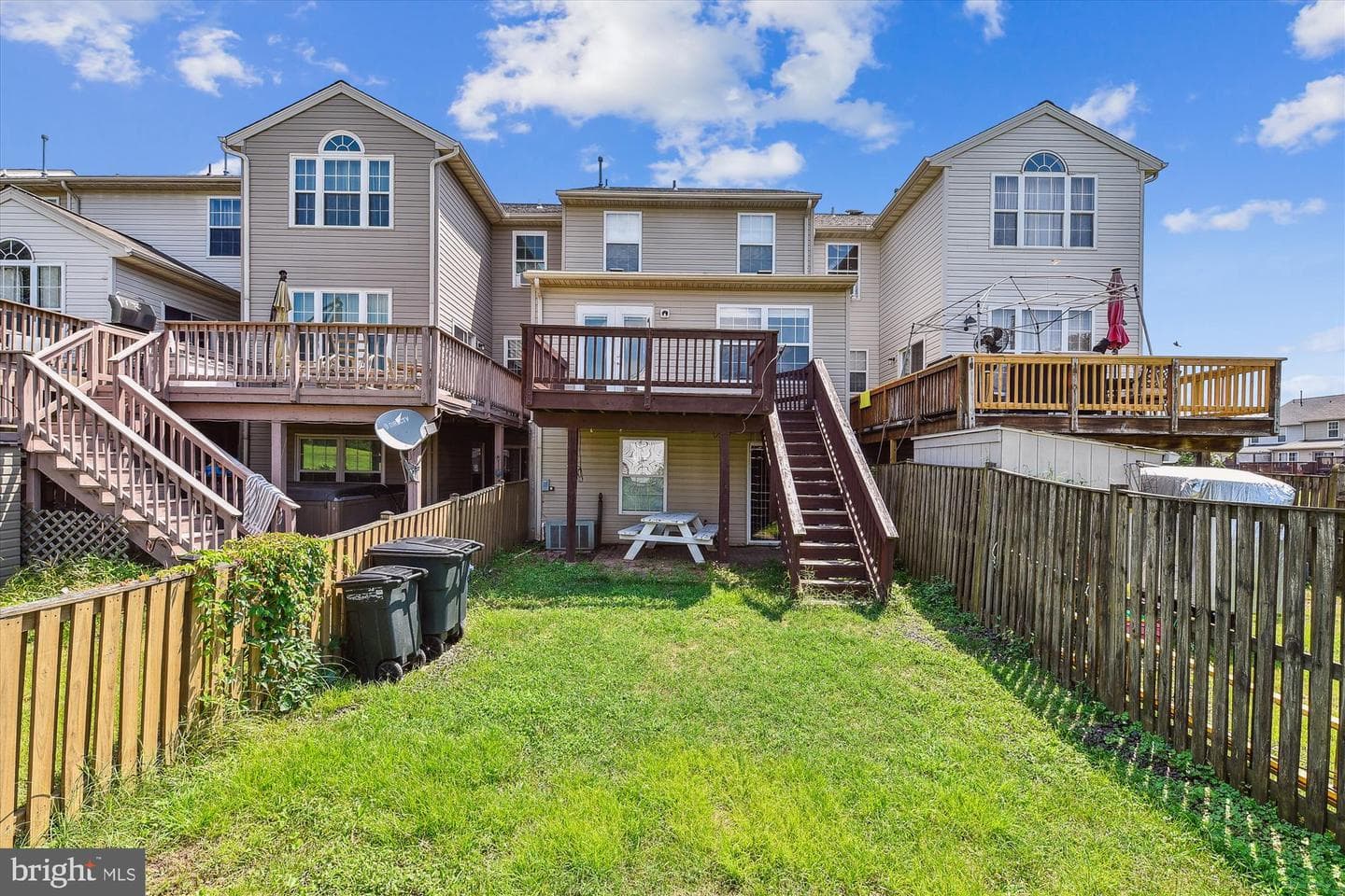 582 Doefield Court photo 45