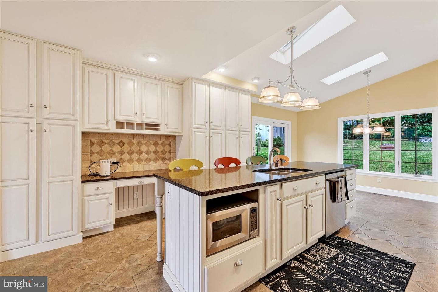 711 Idlewild Road photo 11