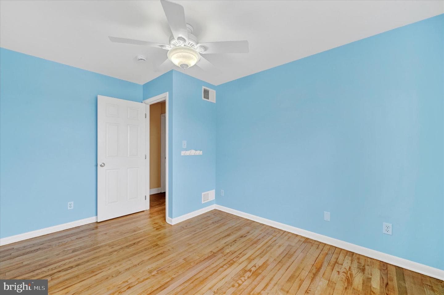 711 Idlewild Road photo 22