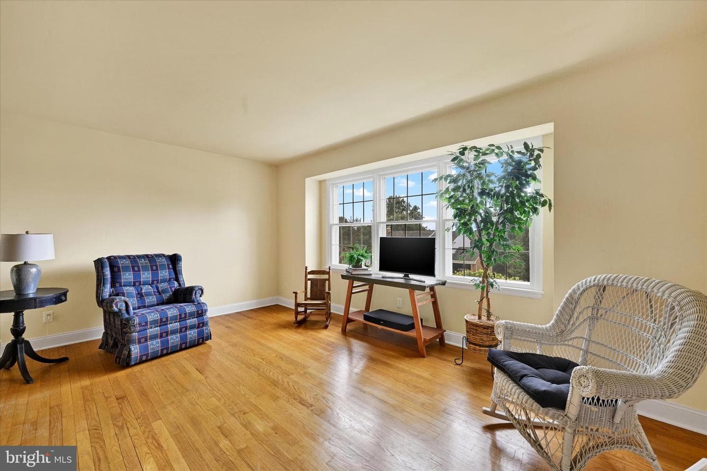 711 Idlewild Road photo 4