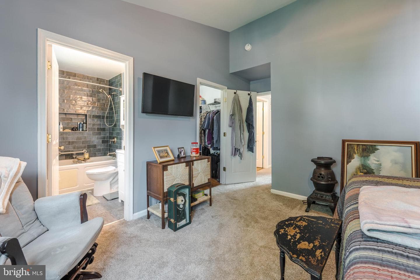 428 Kentmore Terrace photo 12