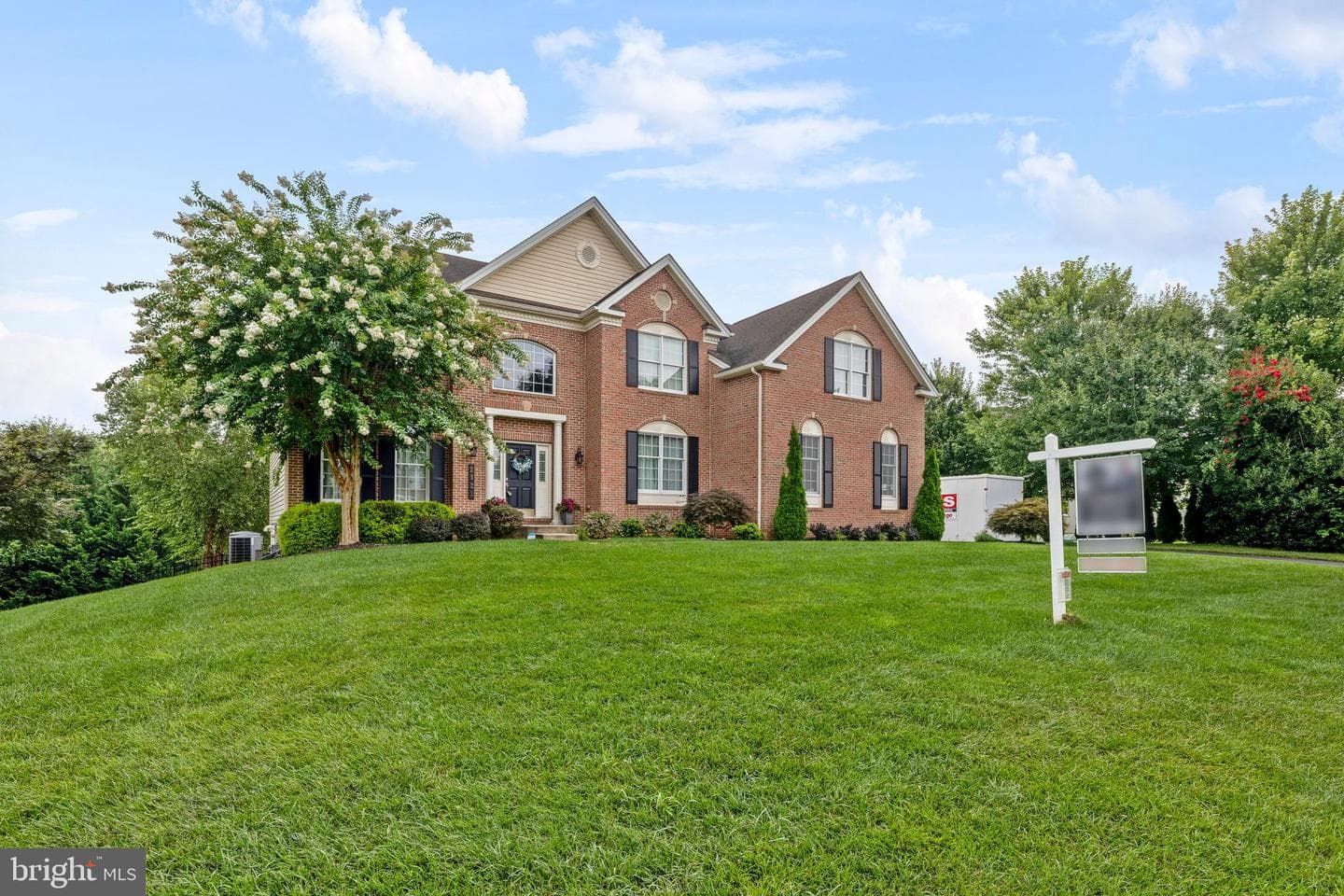 2122 Overlook Court photo 3