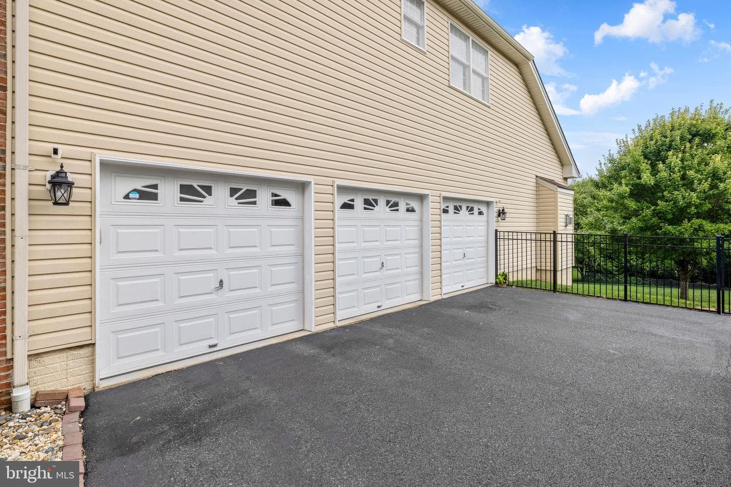2122 Overlook Court photo 36