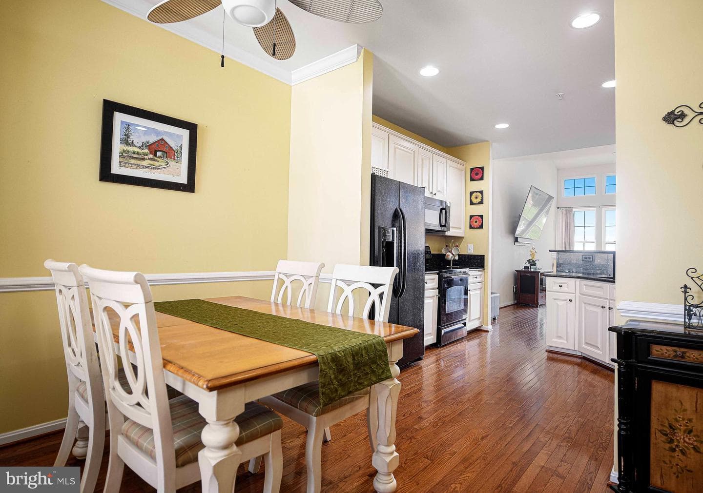 459 Majestic Prince Circle photo 10