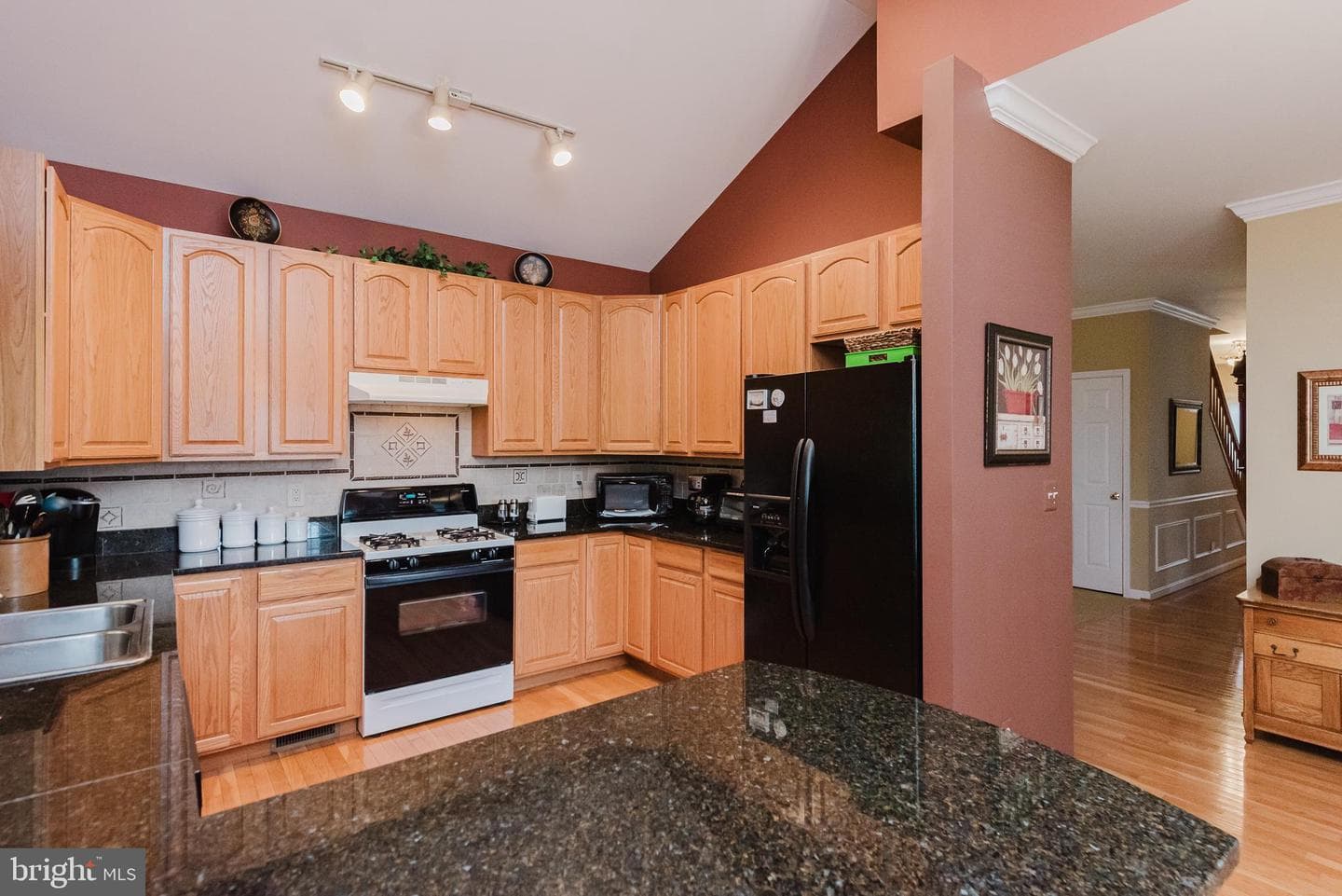 9 E Brook Hill Court photo 10
