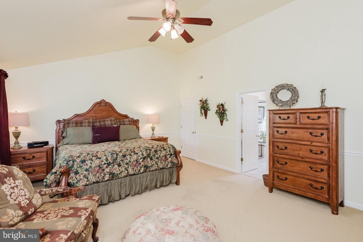 9 E Brook Hill Court photo 18