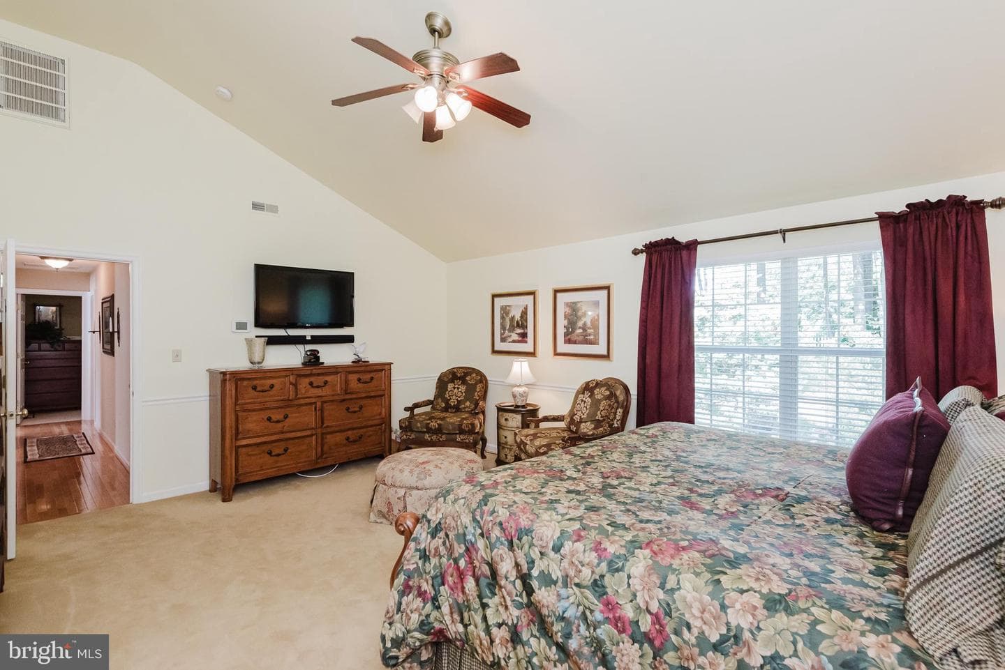 9 E Brook Hill Court photo 20