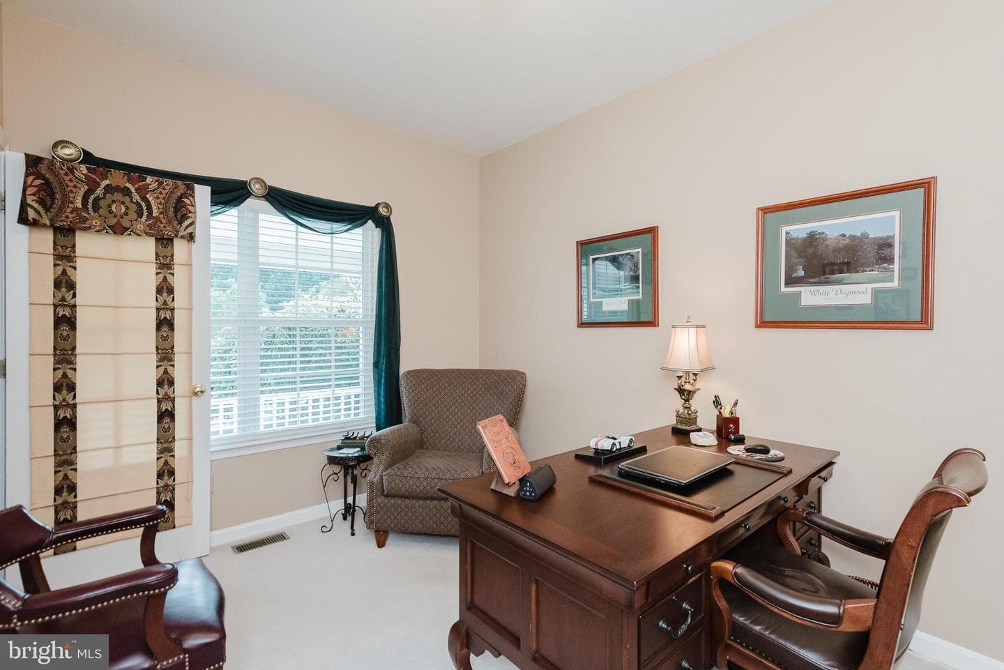 9 E Brook Hill Court photo 32