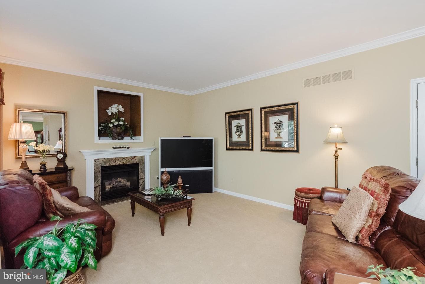 9 E Brook Hill Court photo 34
