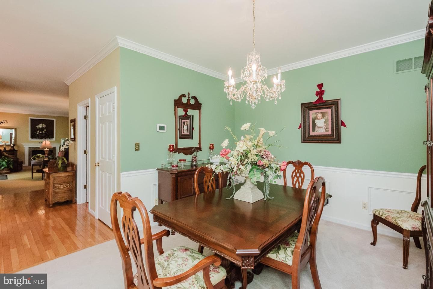 9 E Brook Hill Court photo 39