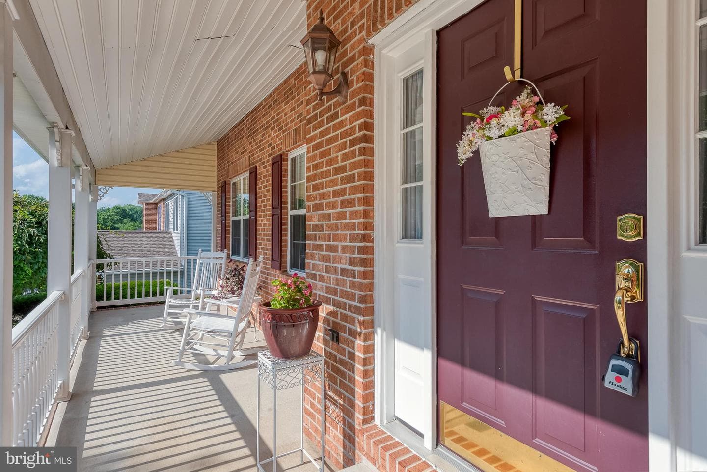 9 E Brook Hill Court photo 4