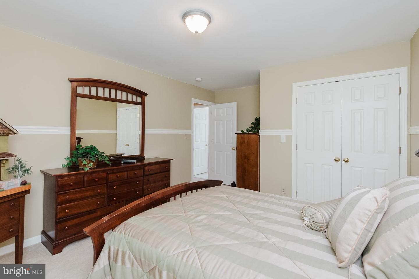 9 E Brook Hill Court photo 51