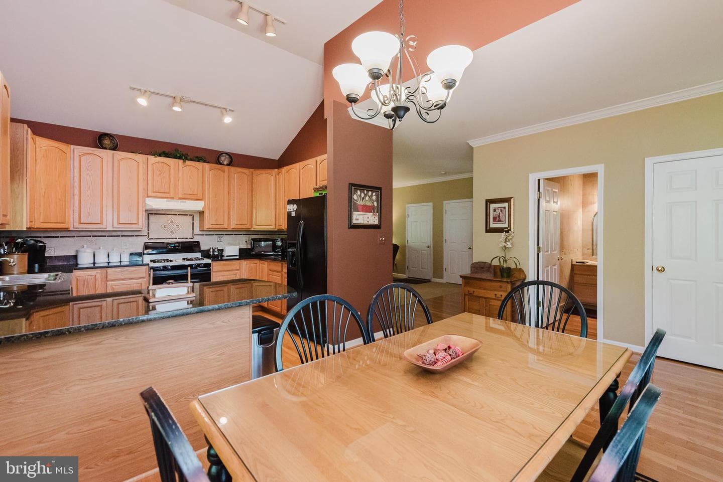 9 E Brook Hill Court photo 9