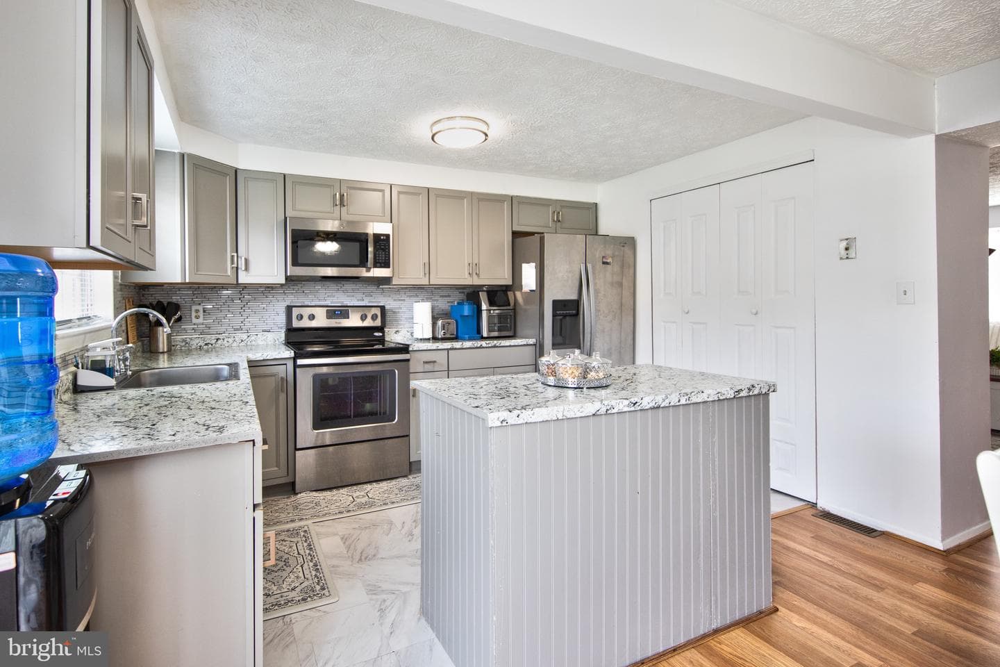 933 Redfield Road photo 6
