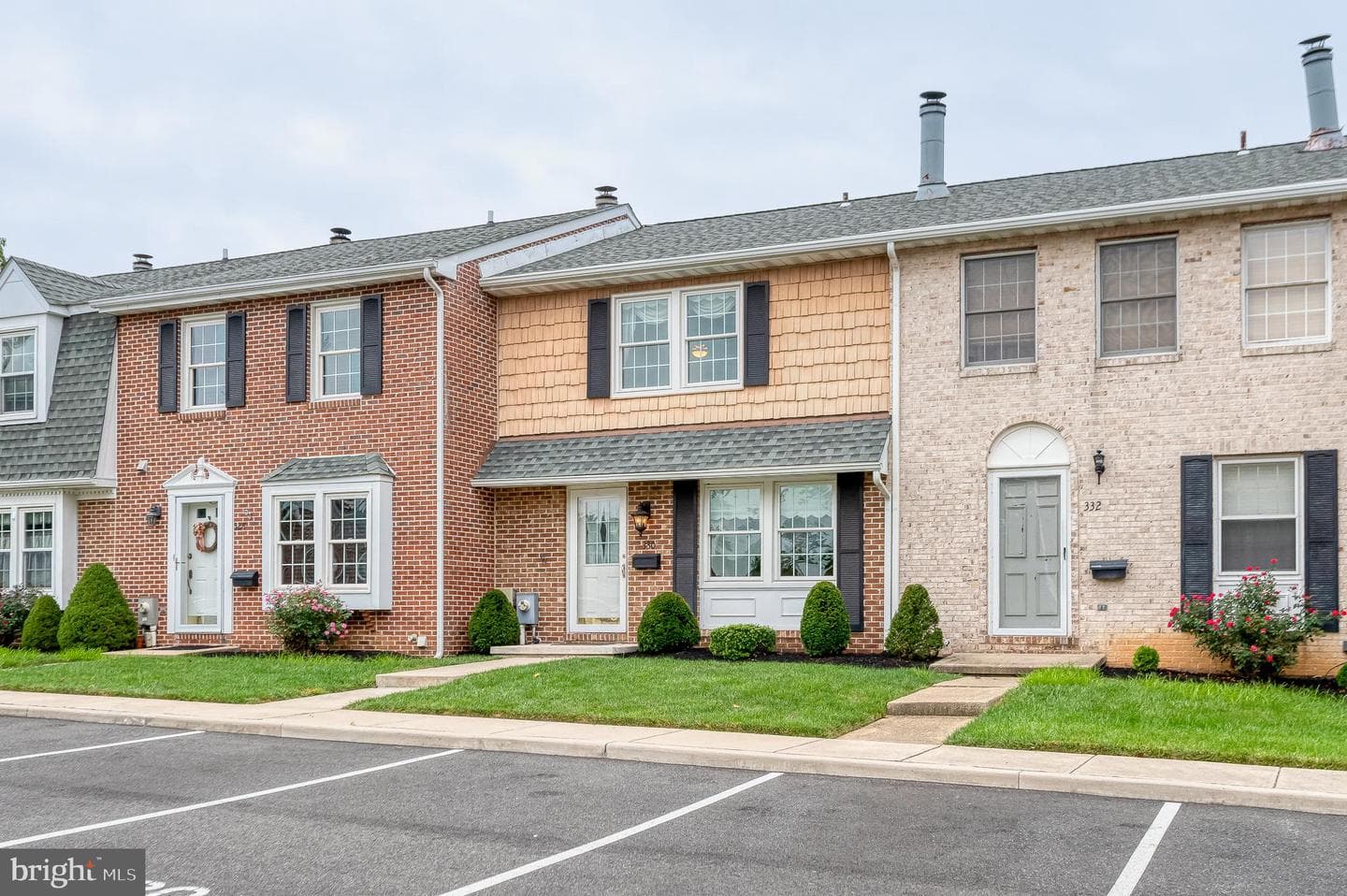330 Harlan Square #a-6 photo 2