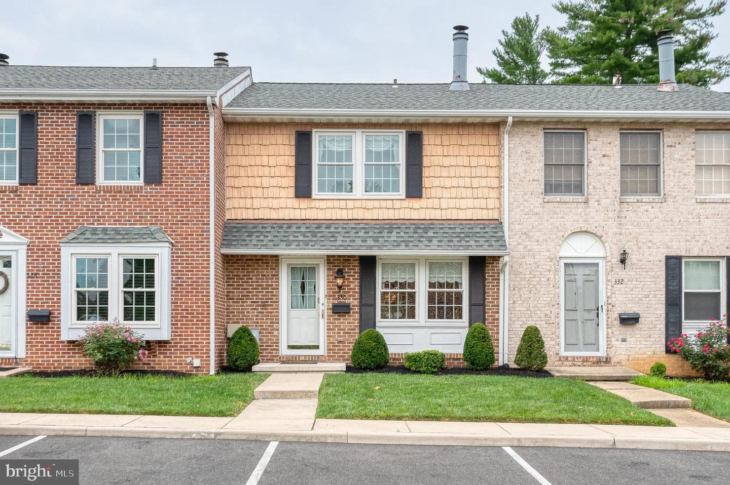 330 Harlan Square #a-6 photo 3