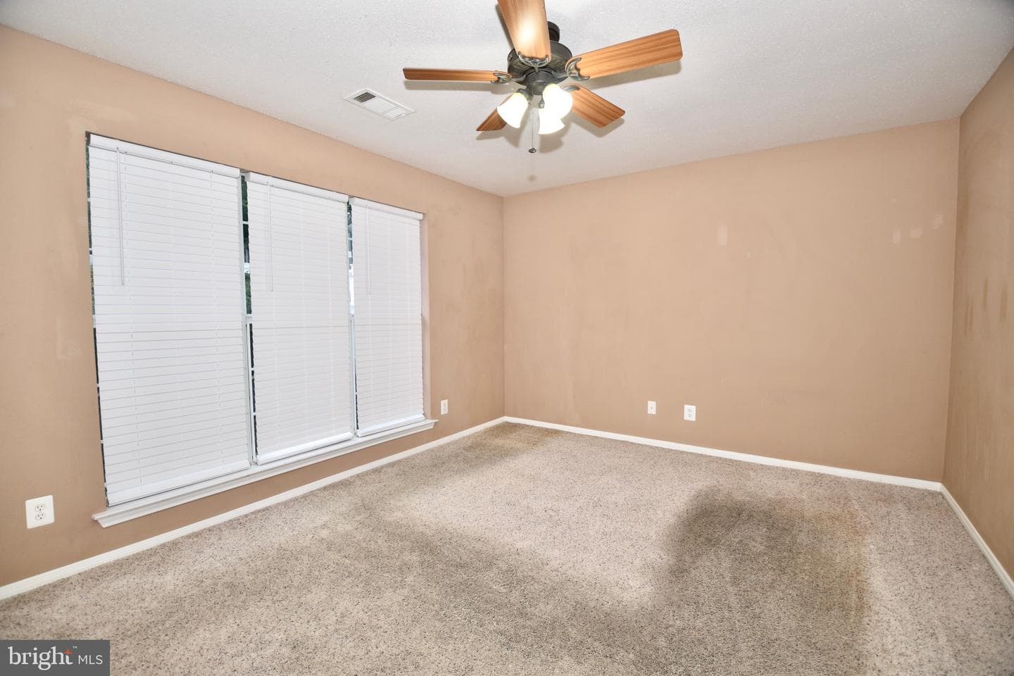 606 Squire Lane #606-F photo 7